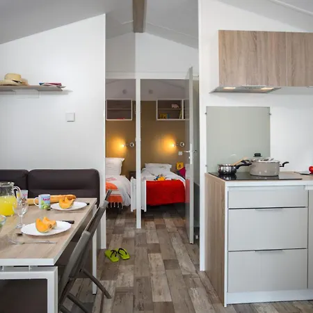 Camping La Mignardiere Ballan-Miré Extérieur photo